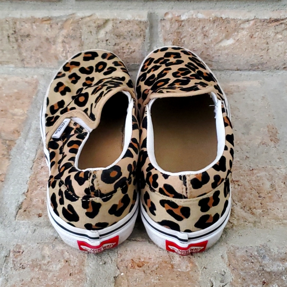 Leopard vans size 3 in kids